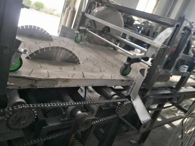 钢丝网架免拆外模一体化保温板与配套砂浆生产线 厂家选择与系统集成指南